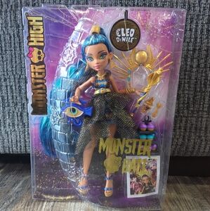 Monster High Monster Ball CLEO DE NILE 11" Doll with Accessories (2022, Mattel)